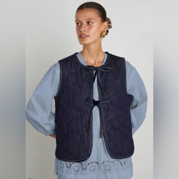 Damson Madder Jackets & Blazers - Elegant Navy Quilted Vest for Women